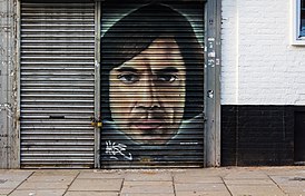 Граффити-портрет Чигура в Лондоне