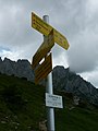 wikimedia_commons=File:Guidepost Gruttenhütte 2.jpg