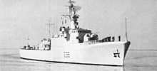 Gatineau in 1974. HMCS Gatineau (DDE 236) underway c1974.jpg