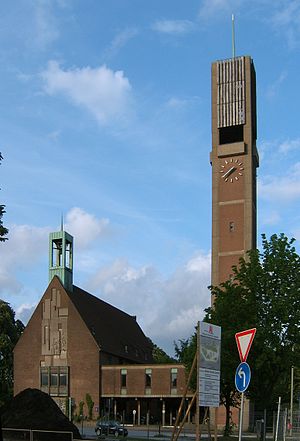 Hamburg-Wandsbek Christuskirche: Geschichte, Heutiger Zustand, Umgebung der Kirche