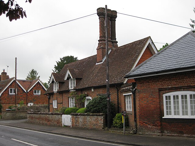 Cottages in Hursley with distinctive chimneys