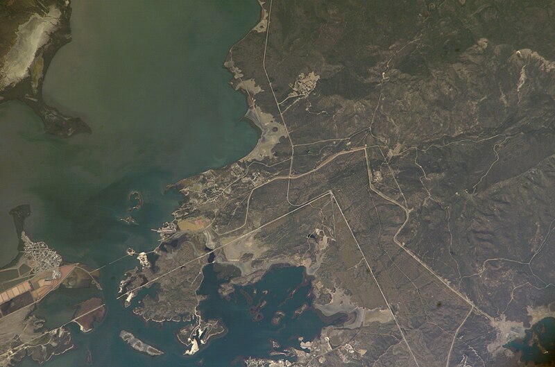 File:ISS016-E-33990 - View of Cuba--Guantanamo Bay, Boqueron.jpg