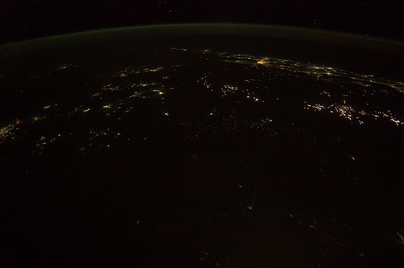 File:ISS031-E-127669 - View of Earth.jpg