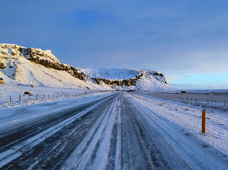 File:Iceland route 1 between vik and hofn.jpg