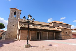 Iglesia de San Bernabé, Valdenuño Fernández 01.jpg