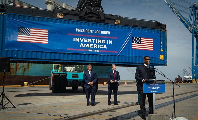 File:Investing in America Clean Ports USEPA announcement in Wilmington, NC on 28 February 2024 - 15.jpg