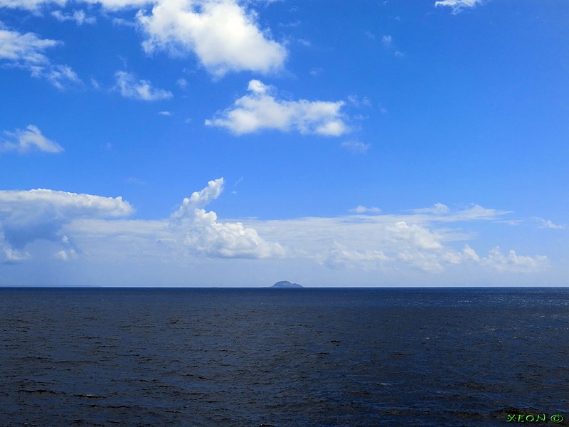 File:Isla Alto Vela - panoramio.jpg