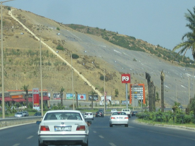 File:Izmir Cevre Yolu 13 - panoramio.jpg