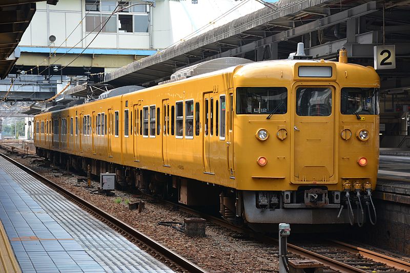 File:JRW 115 series L12 set at Hiroshima Station 2014-09-02.jpg