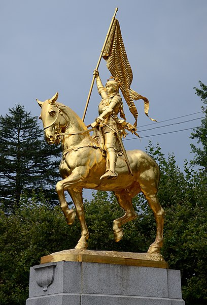 File:Joan of Arc statue in Portland, Oregon, 2015.jpg