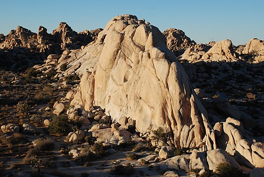 Old Woman formation in Joshua Tree National Park is climbed in a single pitch