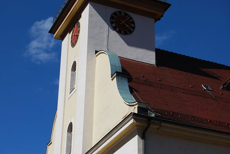 File:Kirche Neuenbürg 4.JPG