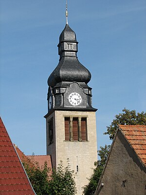 Oldisleben St.-Johannis-Kirche: Geschichte und Gestaltung, Glocken, Pfarrer in Oldisleben