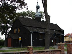 Gereja paroki St. Ann. Dibangun tahun 1760.