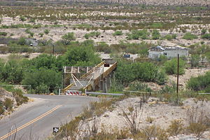 Puente Internacional La Linda 26 de abril de 2014.JPG