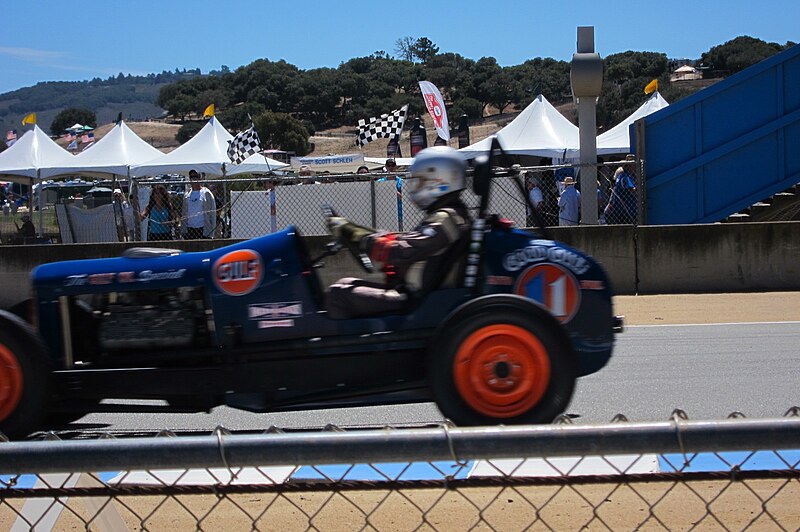 File:Laguna Seca (20591201151).jpg