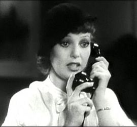 Loretta Young elokuvan She Had to Say Yes trailerissa vuonna 1933.