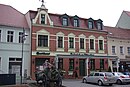 Inn, basic structure, facade, roof shape