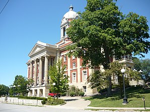 Das Mercer County Courthouse in Mercer, gelistet im NRHP Nr. 98001369[1]