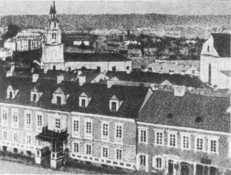 File:Miensk, Vysoki Rynak, Haściny Dvor. Менск, Высокі Рынак, Гасьціны Двор (1865-75).jpg