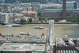 Millennium Bridge From St.Paul's Cathedral - geograph.org.uk - 1400455.jpg