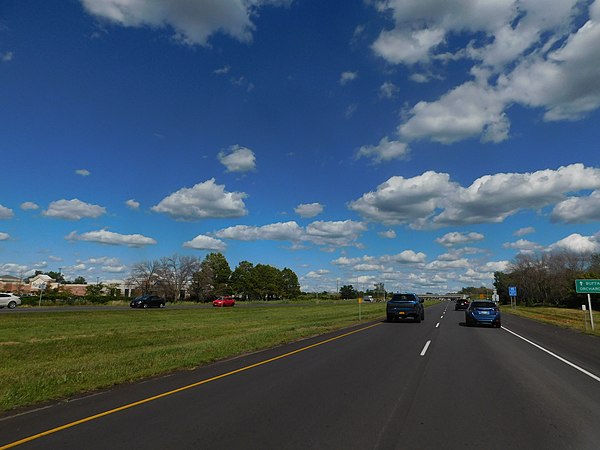 NY 179 eastbound approaching US 219 in Orchard Park