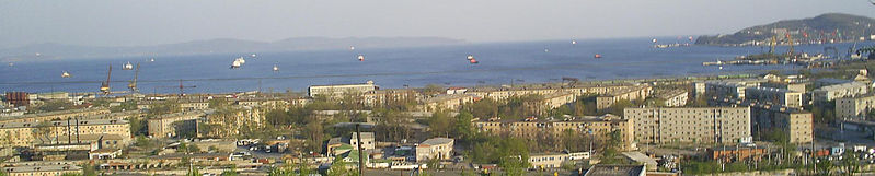 File:Nakhodka gulf panorama.jpg