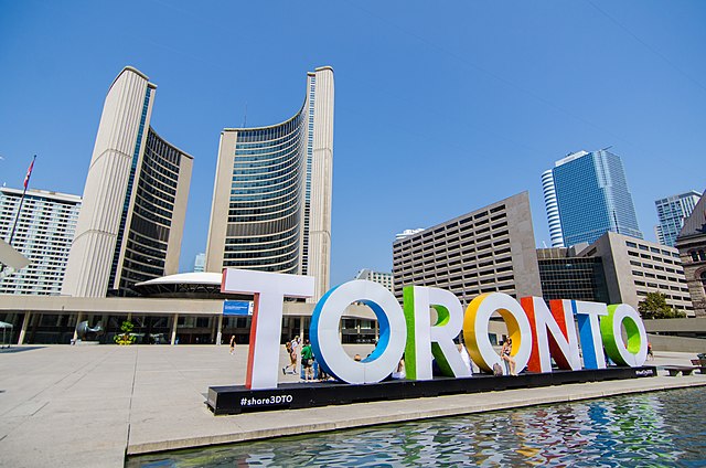 Image: Nathan Phillips Square (33343114810)