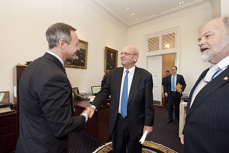 File:New Zealand Ambassador Mike Moore Visits Governor 7.jpg