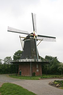 Assumburg Monumental windmill, Netherlands