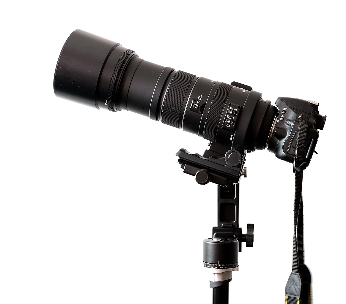 File:Objectif Sigma 150-500mm F5-6.3 DG APO OS HSM 04.jpg - Wikimedia  Commons