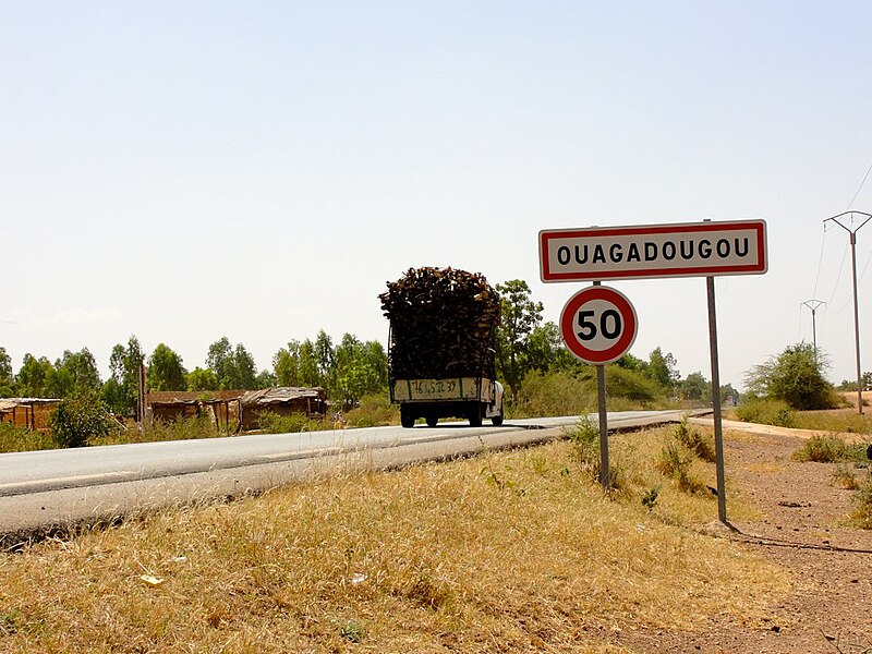 File:Ouagadougou road sign, Burkina Faso, 2009.jpg