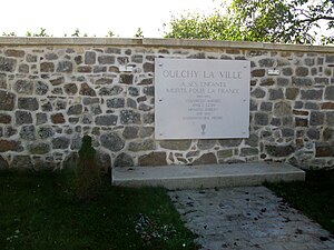 Oulchy-la-Ville monument-aux-morts 1.jpg