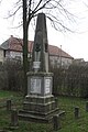 Čeština: Celkový pohled na pomník sv. válek ve Studenci, okr. Třebíč. English: Overview of World Wars memorial in Studenec, Třebíč District.