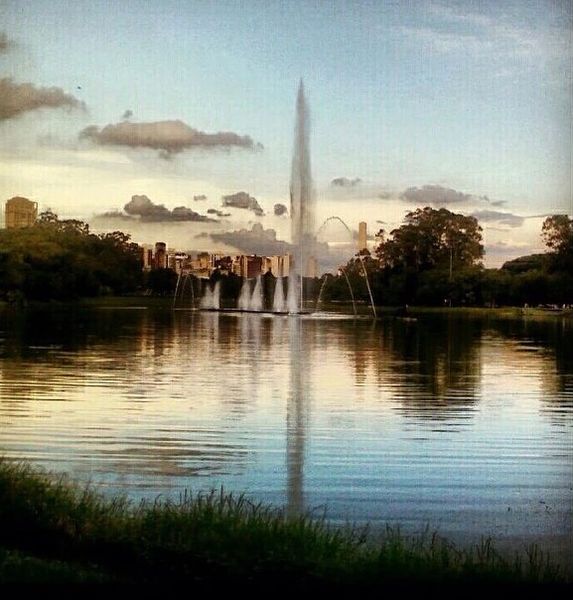 File:PARQUE DO IBIRAPUERA.jpg