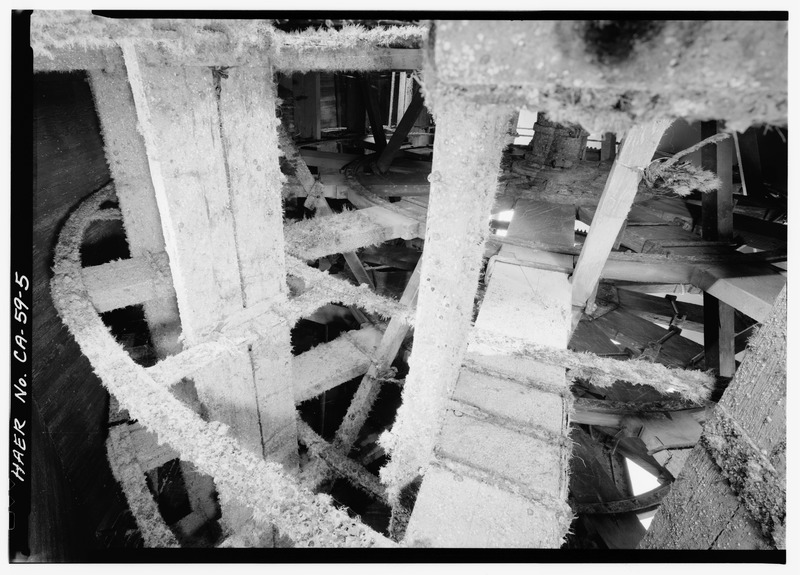 File:Paddle wheel, port side. - Ferry EUREKA, Hyde Street Pier, San Francisco, San Francisco County, CA HAER CAL,38-SANFRA,194-5.tif