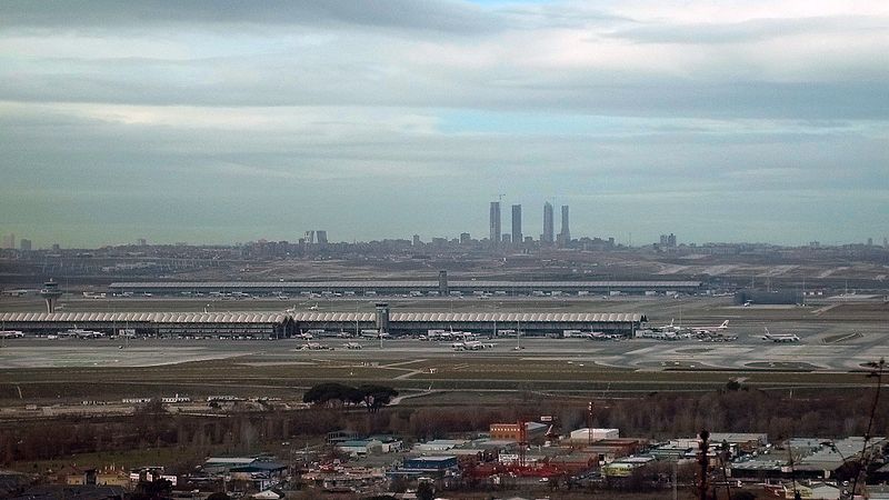 File:PanorMadrid170108.jpg