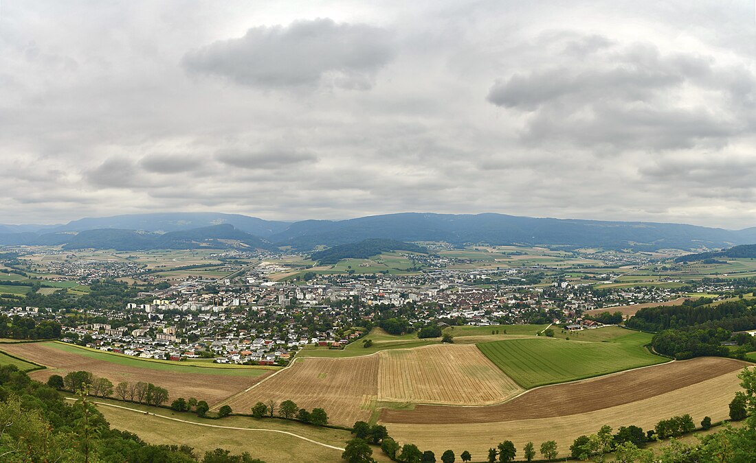 File:Panorama Delémont (JU).jpg