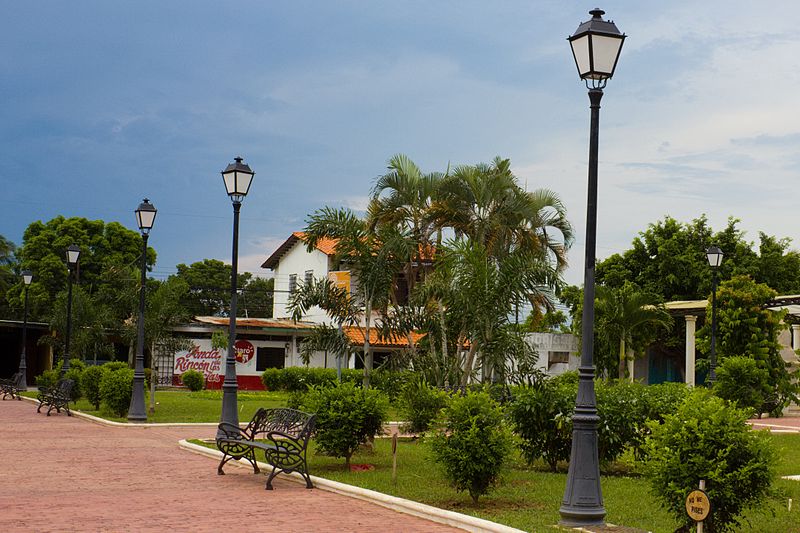 File:Parque de Nata Cocle.jpg