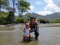 Foto salah satu pengunjung Pantai Rajagwesi di tahun 2010