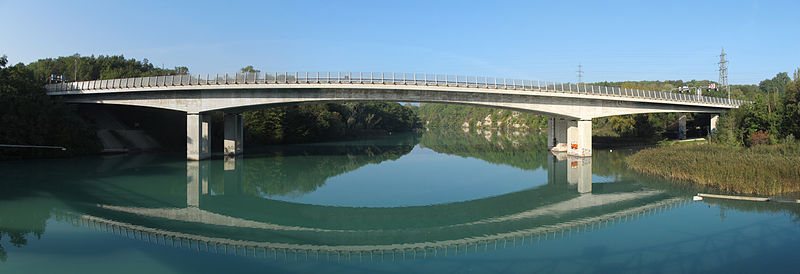 File:Pont Aigues Vertes02 2014-09-27.jpg