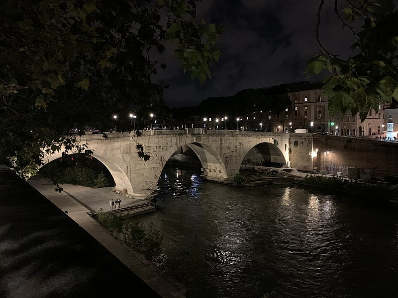 File:Ponte Cestio (1) di notte da Lungotevere Alberteschi.jpg