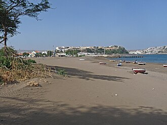 Praia da Gamboa on the island of Santiago Praia-Plage de Gamboa (1).jpg