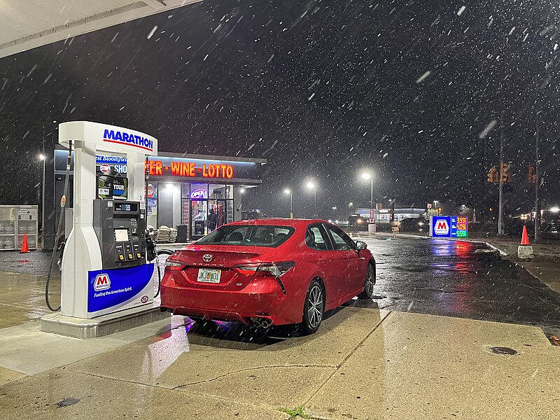 File:Red 2021 Toyota Camry at a Marathon gas station.jpg