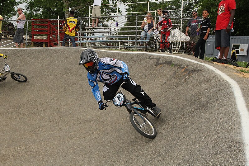 File:Richmond BMX (26728195214).jpg