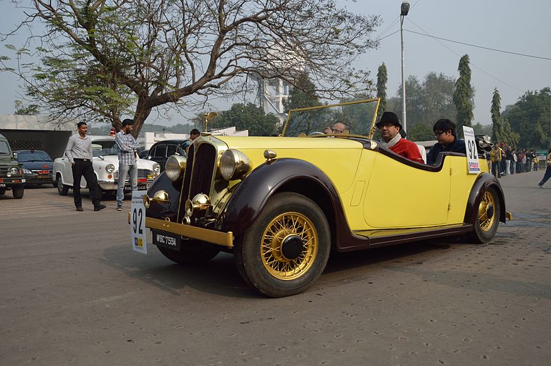 File:Rover - 1946 - 12 hp - 4 cyl - Kolkata 2013-01-13 3354.JPG