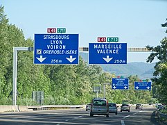 Bifurcation vers l'autoroute A49 depuis l'A48 vers Lyon