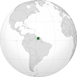 Land controlled by Suriname shown in dark green; claimed land shown in light green.