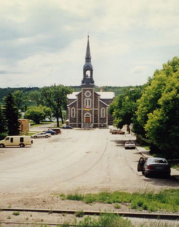 File:Sacred_Heart_Church_Lebret.jpg