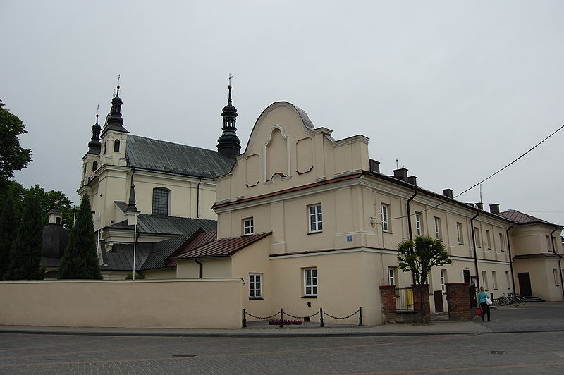 File:Sanktuarium Matki Bożej w Janowie Lubelskim 02.JPG